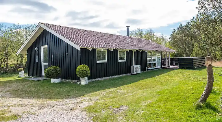 Sommerhus ved Rindby Strand