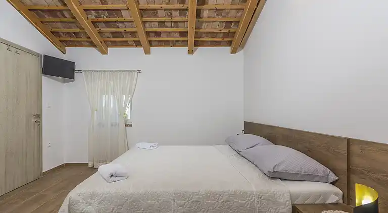 Cottage in Dračevac