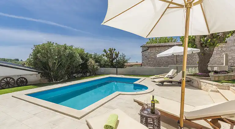 Cottage in Dračevac