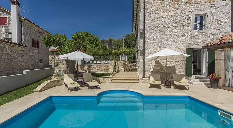 Cottage in Dračevac