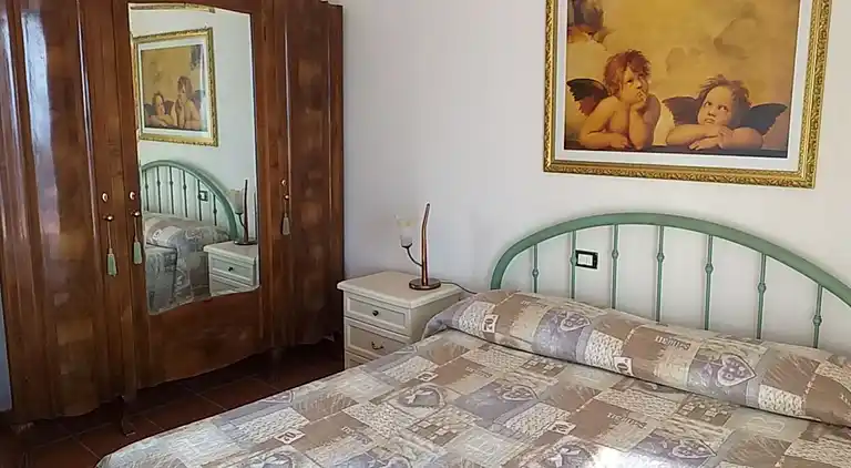 Mansion with view of the sea