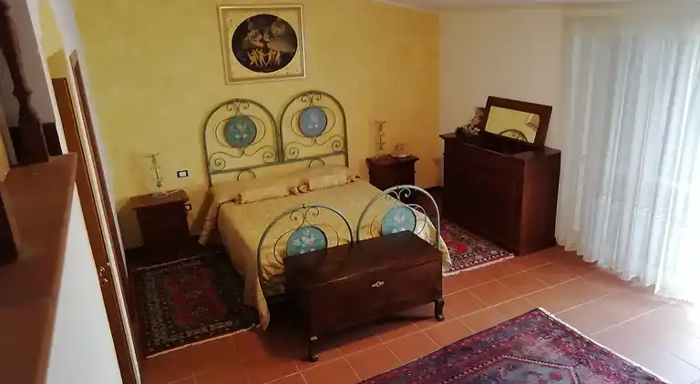 Mansion with view of the sea