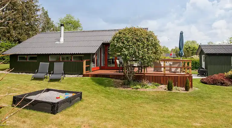 Holiday home in Hejlsminde Strand