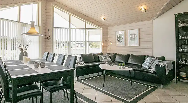 Sommerhus ved Vrist Strand