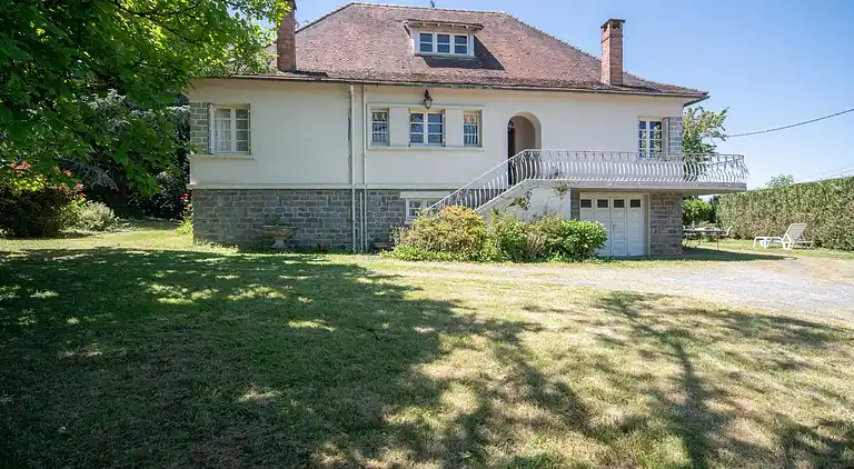 Holiday home in Saint-Mesmin