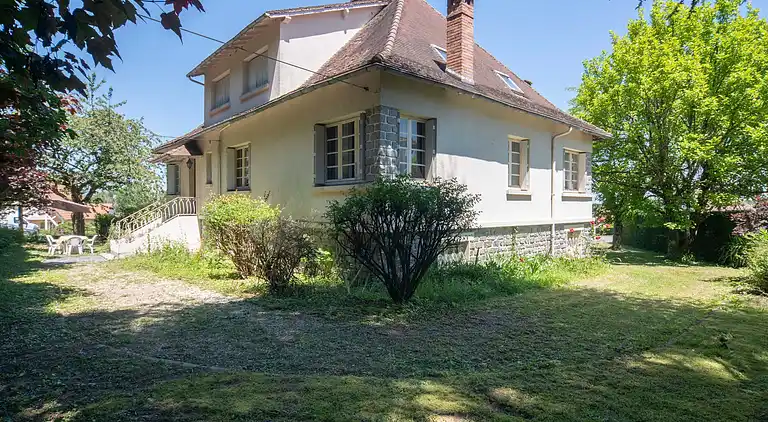 Holiday home in Saint-Mesmin