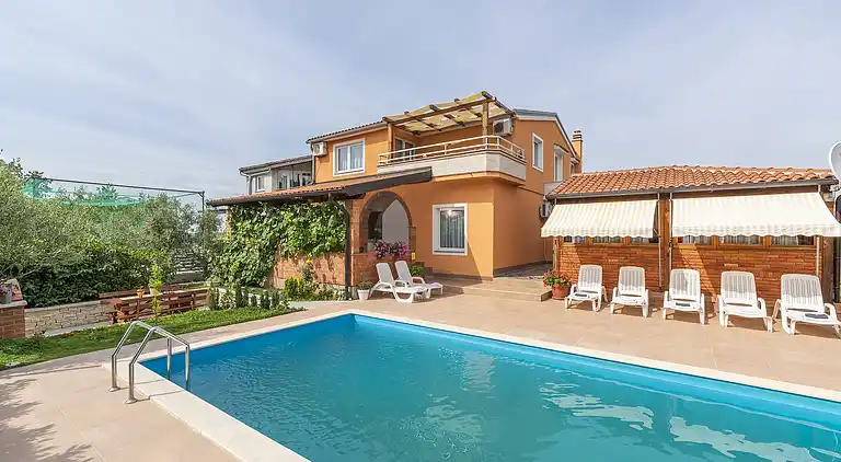 Farm house in Višnjan