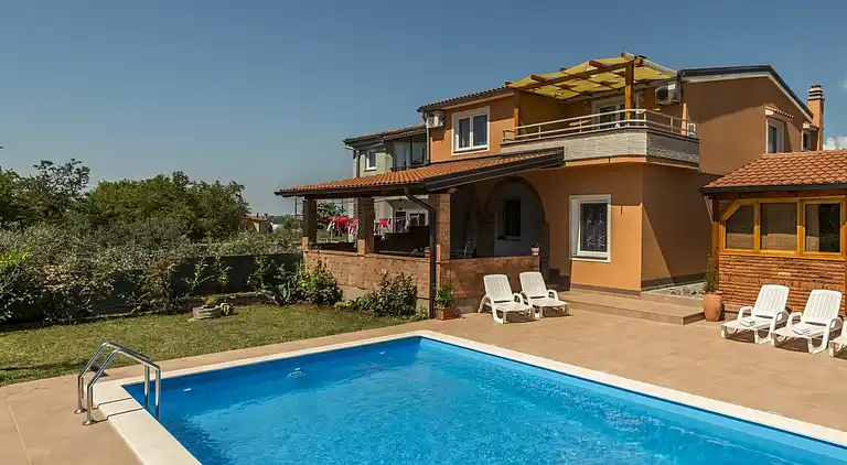 Farm house in Višnjan