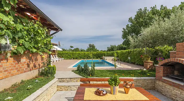 Gårdshus i Višnjan