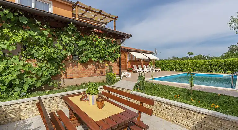 Gårdshus i Višnjan