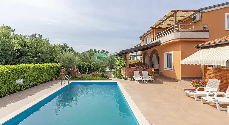 Gårdshus i Višnjan