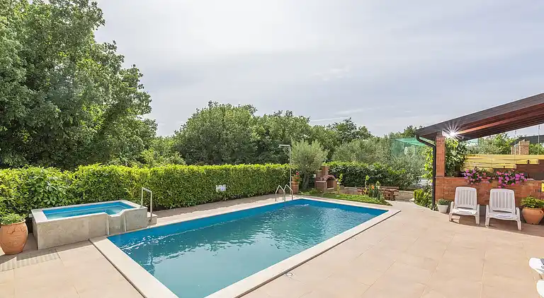 Gårdshus i Višnjan