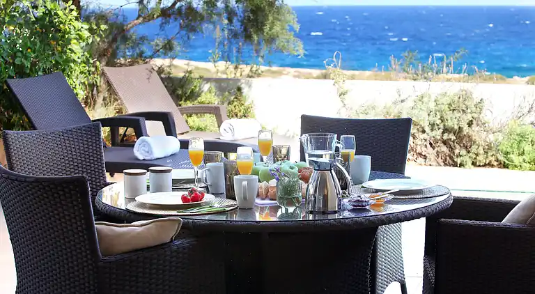 Sea facing 4 bedroom beach Eco house