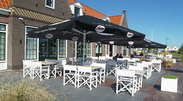 Holiday home in Uitdam