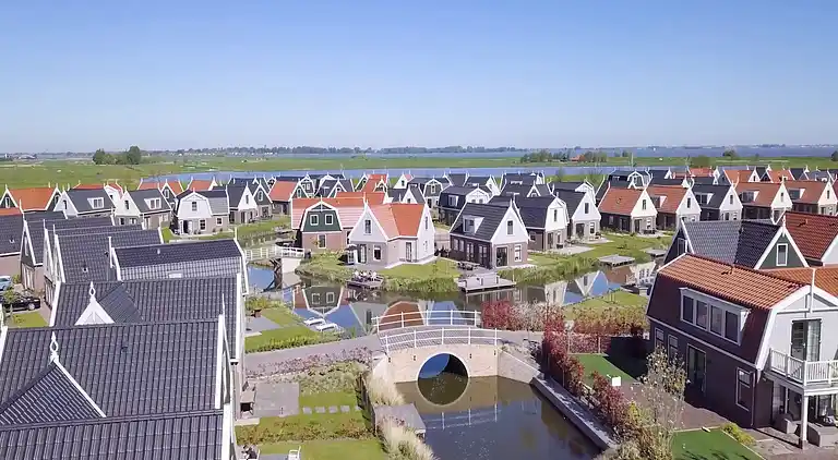 Holiday home in Uitdam