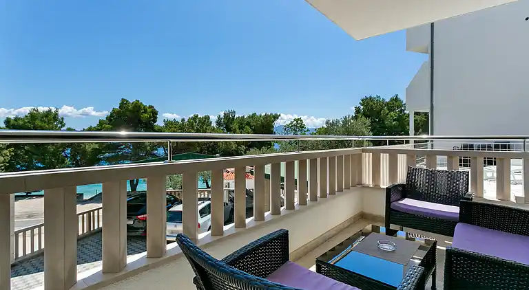 Apartment in Drvenik