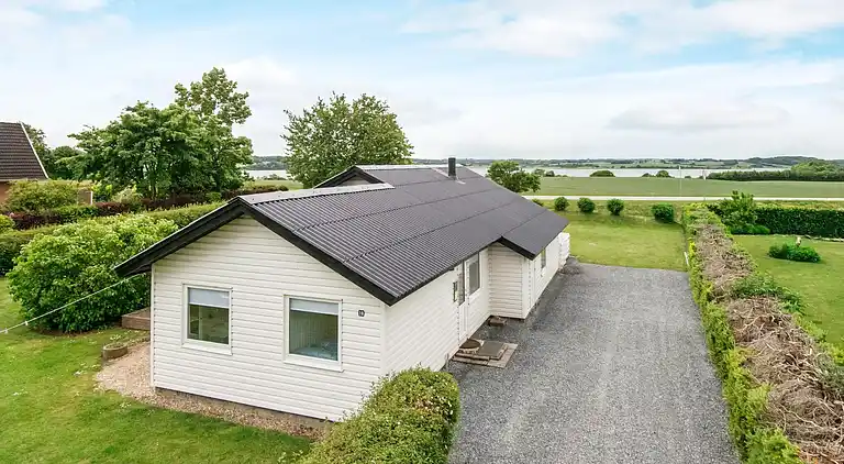 Holiday home in Hejlsminde Strand