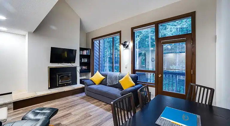 Mt. Baker Lodging Condo #68 - Sleeps 4!