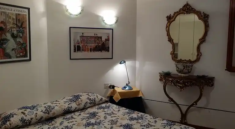 Apartment in the historic center of Venice Free Wifi Netflix