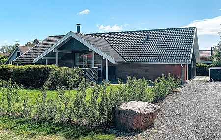 Holiday home in Pøt Strand