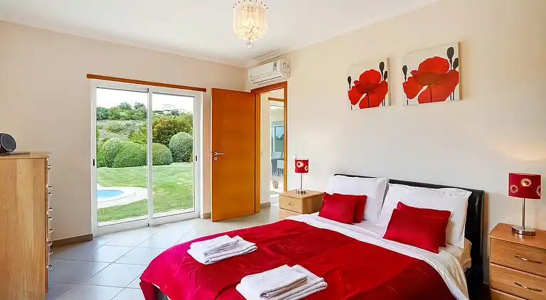 Villa au Santo Estevão