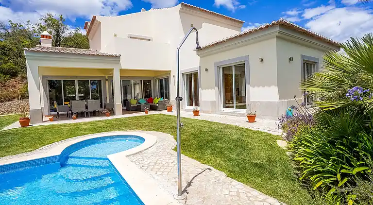 Villa au Santo Estevão