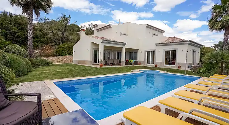 Villa au Santo Estevão