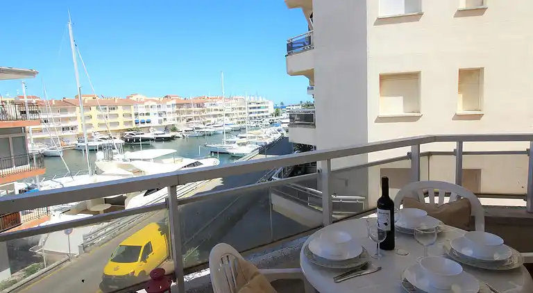 Apartment in Empuriabrava