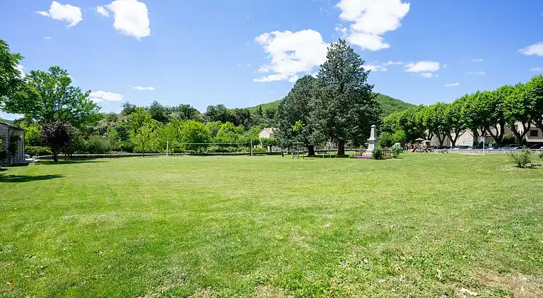 Holiday home in Villeneuve-de-Berg