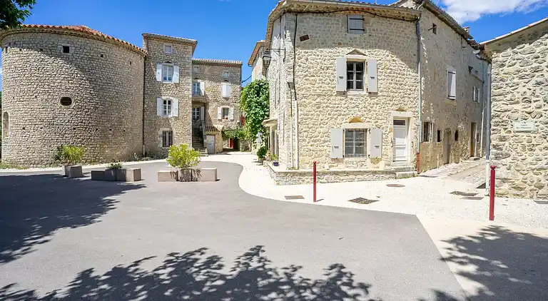 Holiday home in Villeneuve-de-Berg