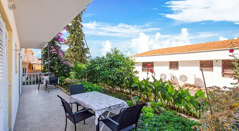 Apartment in Pakoštane