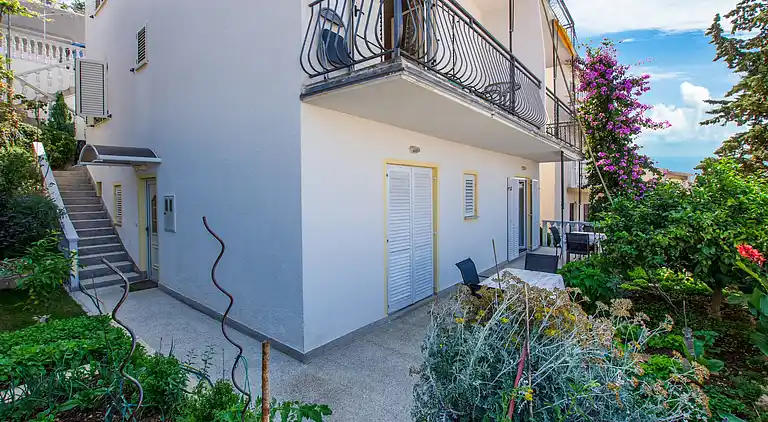 Apartment in Pakoštane