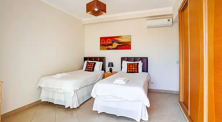 Villa au Santo Estevão