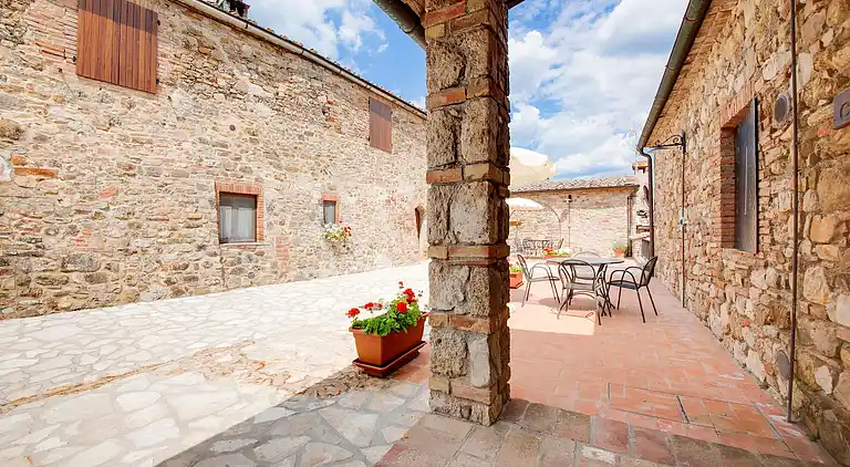 Farm house in Poggibonsi