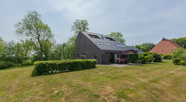 Holiday home in Langweer