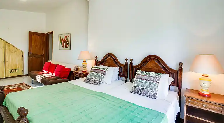 Villa in Santa Bárbara de Nexe