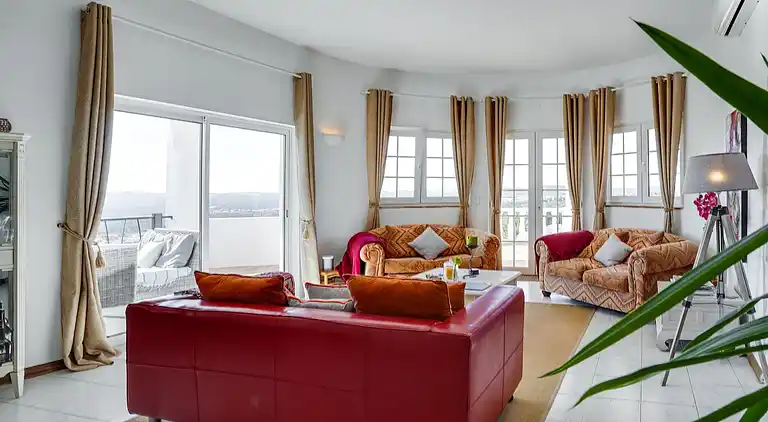 Villa in Santa Bárbara de Nexe