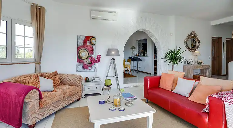 Villa in Santa Bárbara de Nexe