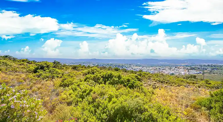 Villa in Santa Bárbara de Nexe