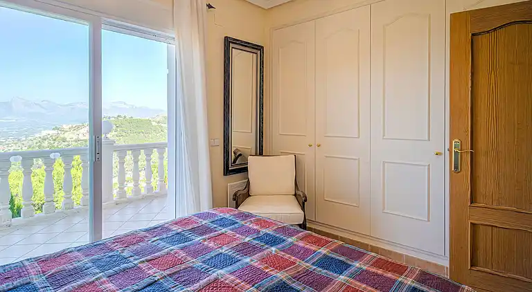 Sommerhus i Puerto Campomanes-Grenwich