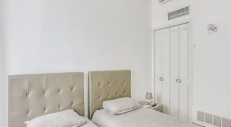 Apartment in Jean-Médecin