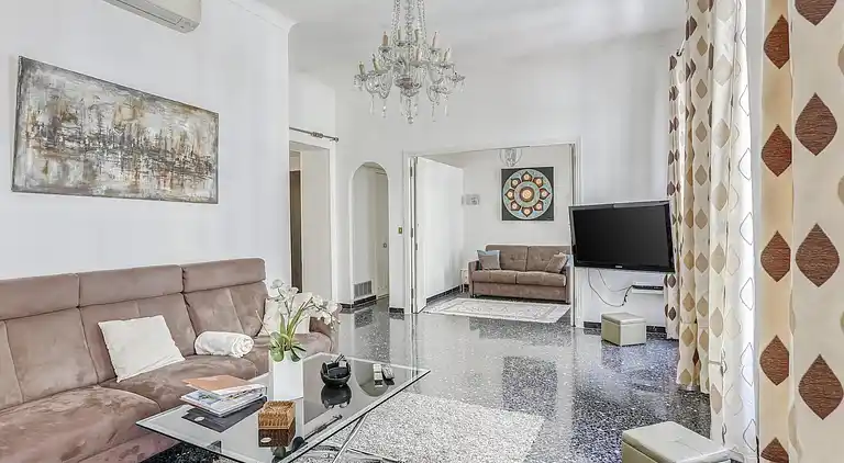 Apartment in Jean-Médecin