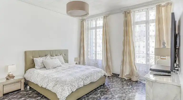 Apartment in Jean-Médecin