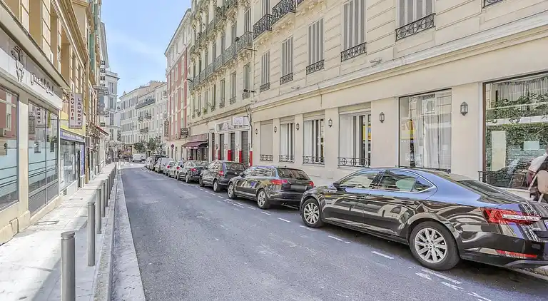 Apartment in Jean-Médecin