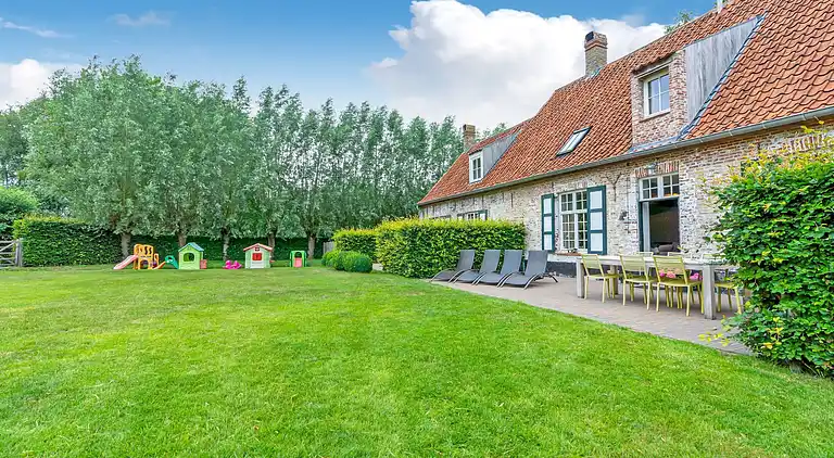 Gårdhus i Damme