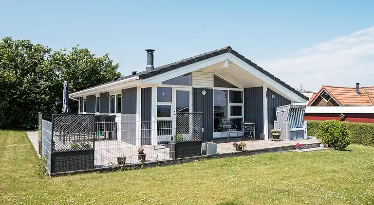 Holiday home in Hejlsminde Strand