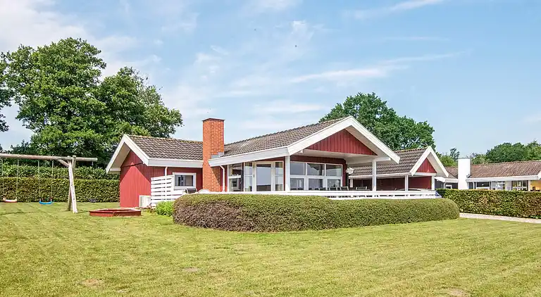 Sommerhus ved Grønninghoved Strand