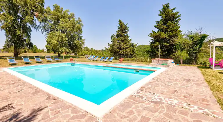 Farm house in San Vivaldo