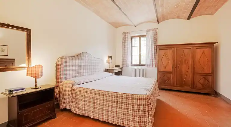 Farm house in Terricciola