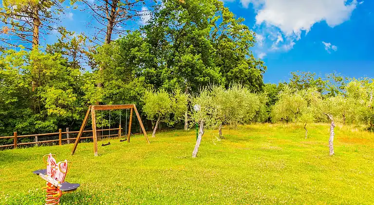 Farm house in Terricciola